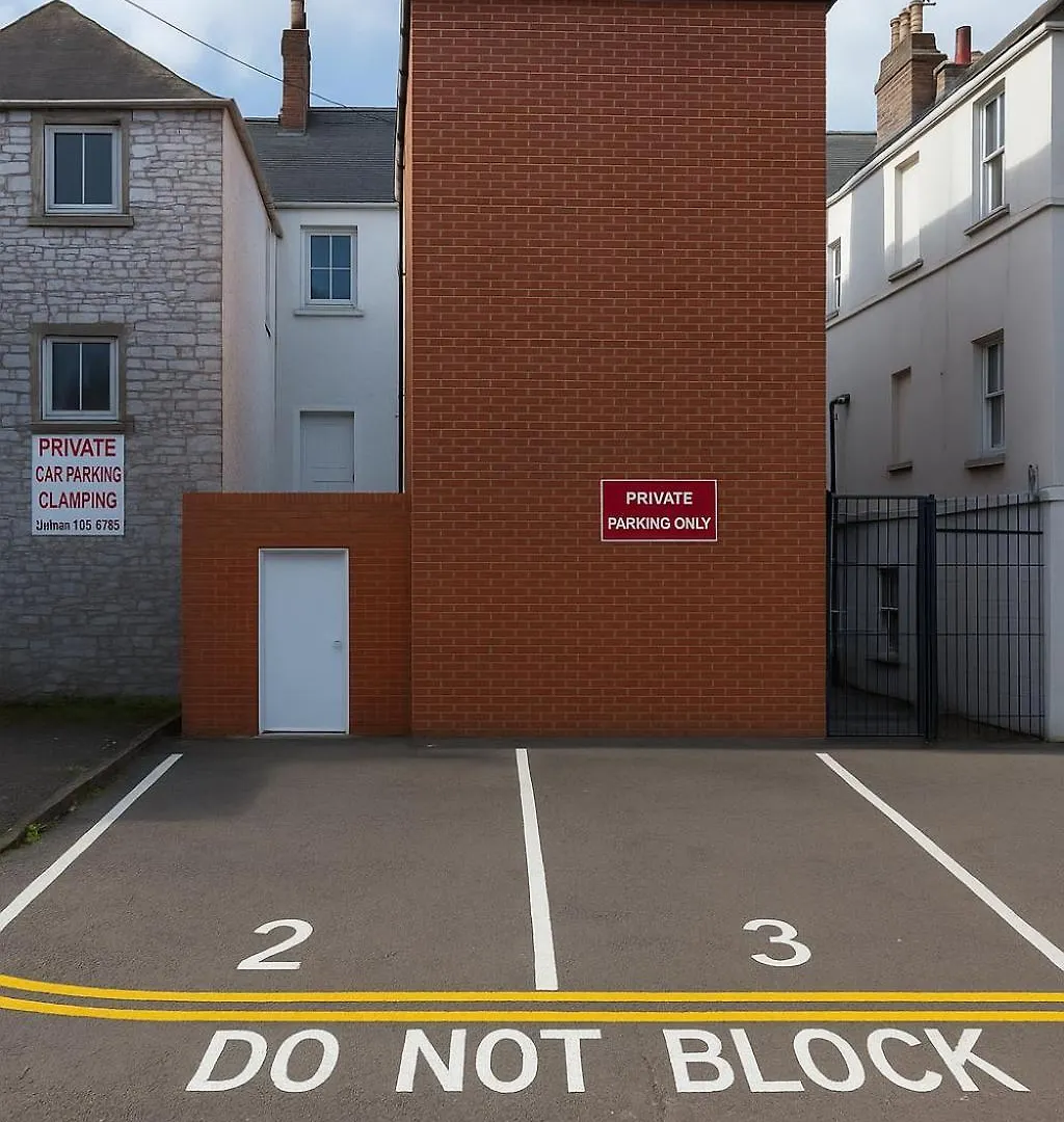 Central Flat 4 Bedroom, 2 Bathroom, 2X Parking - Staybynumbers Belfast
